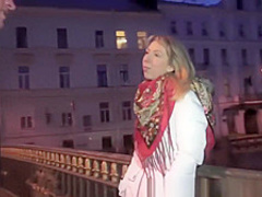 Lovely blonde opens her pussy up after seduction