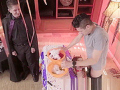 Brazzers - Penny Pax loves Halloween and deepthroating