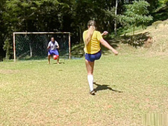 Hot Fernanda is good with balls