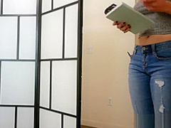 Natural Beauty Has Squirting Orgasms At What She Thought Was Job Interview