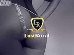 Chubby babe Whitney Stevens loves double penetration