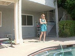 Mom teaches girl how to fuck