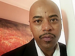 Amber fights boredom in her own way