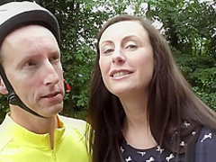 English mature arse fucked by pickedup bloke