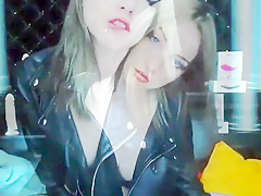 Best Moaning in Net Stockings