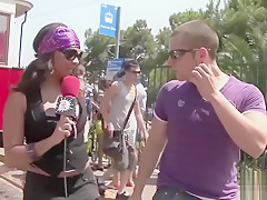 Gabriela likes fucking on the sun