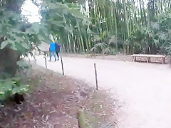 On Fait Une Balade Coquine Dans Un Coin De Nature Cool =D