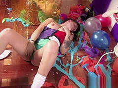 Punk chick gets intimate at a party and cums