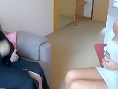 Fremdfick mit dem Priester vor der Hochzeit