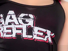 Throating babe facialized