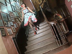 Bijou shows him where she wants it