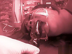 Bootylicious black hussy has her pussy demolished