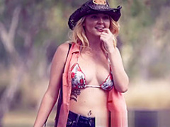 PORNFIDELITY Iris Rose Uses Her Perky Young Tits on Dirty Old Man