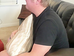 Your Friends Hot Mom - VR Porn starring Julia Ann - NaughtyAmericaVR