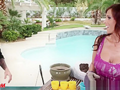 Busty mom Syren De Mer fucking outdoors