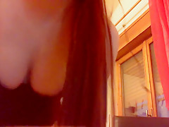 Sei umiliato e deriso per essere quello che sei un povero sottomesso