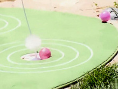 Jennifer plays minigolf: Part 2