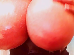 Huge Titties (Big Titty lovers only)