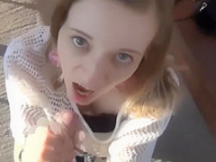 Deutsches Teen an der Bushaltestelle anal gefickt