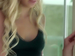 Lesbian cuties enjoy the taste of each others vag