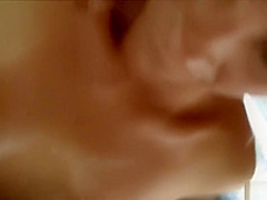 Geile Milf beim Outdoor Sex zum Finale auf die dicken Titten gespritzt