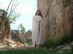 Beautiful babe exposing her naked body