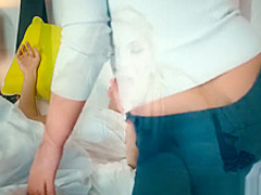 Mom and stepdaughter and one lucky cock - Brazzers