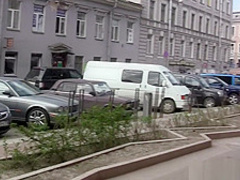 a girl gets fucked by an Agent!