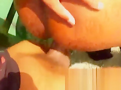 EBONY WIFE GIVES BLOWJOB PLEASURE IN CAR