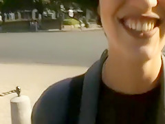 Marocaine sodomisée chez elle