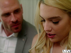 VIXEN Kenna James Has Unbelievable Passionate Sex