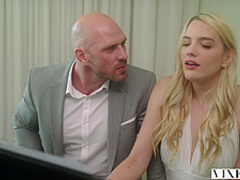VIXEN Kenna James Has Unbelievable Passionate Sex