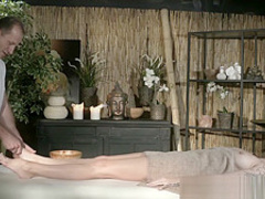 Massage Rooms Tattooed stunner has beautiful shaved hole filled with cock