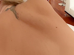 PervCity Mom Julia Ann Loves Anal