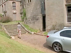 Une baise bien hard pour cette milf aux gros seins