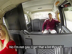 Female taxi driver caught fucking her client