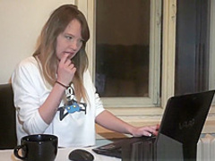 Courtesan pussy creampied