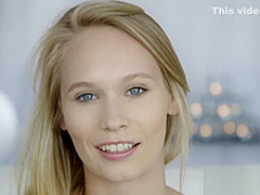 Teen Dakota James ready for some ebony loving