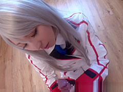 Gorgeous Laura Bodewig cosplays while giving head
