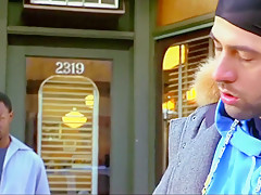 interracial kissing and ass grab (Barbershop 2002)