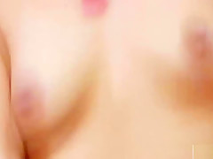 Hot Babe Masturbates By Using The Sink