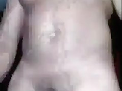 Jose Akim en pleine masturbation AIMEZ MA VIDEO