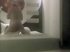 me vengo sin condon en mi amiga