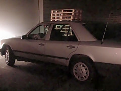 Vicelard encule sa patronne sur son lieu de travail