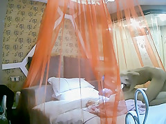 情侣做爱被偷拍15min