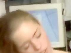 Grande allemande mince très mignonne baisée très fort