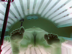 Sexy Blond Tanning her Beautiful Body