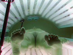 Sexy Blond Tanning her Beautiful Body