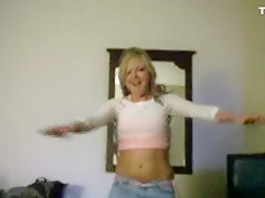 Aurora Colorado Girl drops her pants to shake her ass for me! Lexi Twerking