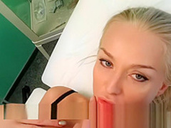 Dirty doctor steps in to cure sexy patients claustrophobia